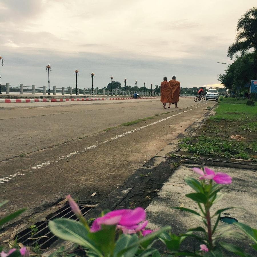 Rim Than View Resort Ubon Ratchathani Buitenkant foto