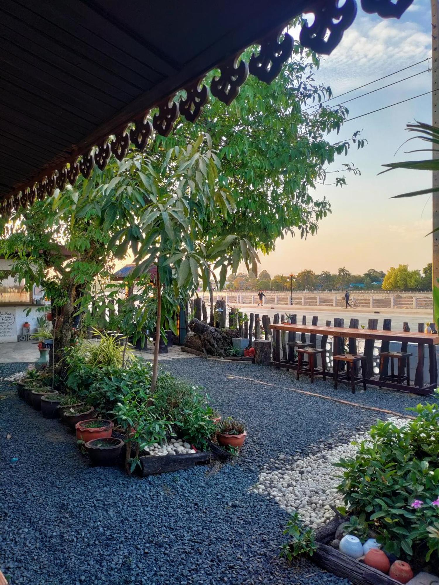 Rim Than View Resort Ubon Ratchathani Kamer foto